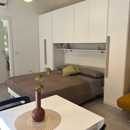 B&B Violetta Di 帕爾馬 外观 照片